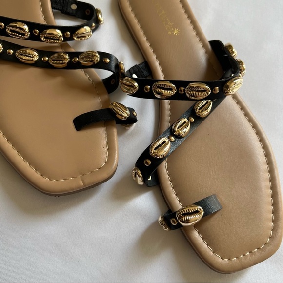 Shoedazzle | Golden Seashells Embellished Thong Sandals - Picture 4 of 9